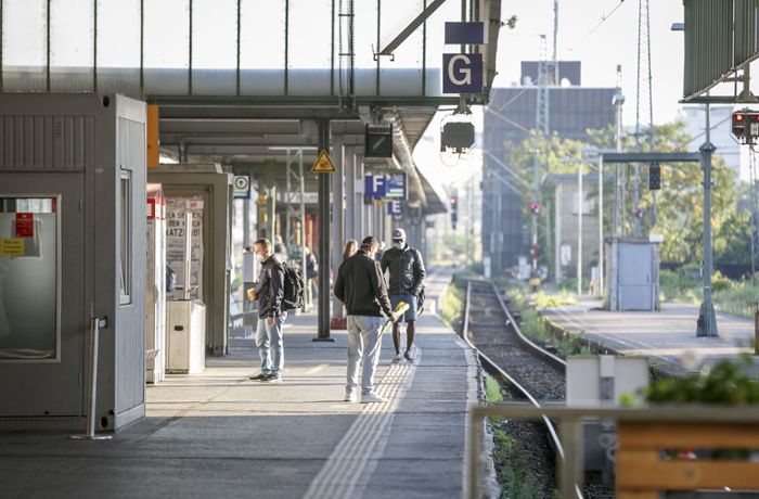 Bahnausbau in Stuttgart: Hermanns Zusatzhalt droht Verspätung