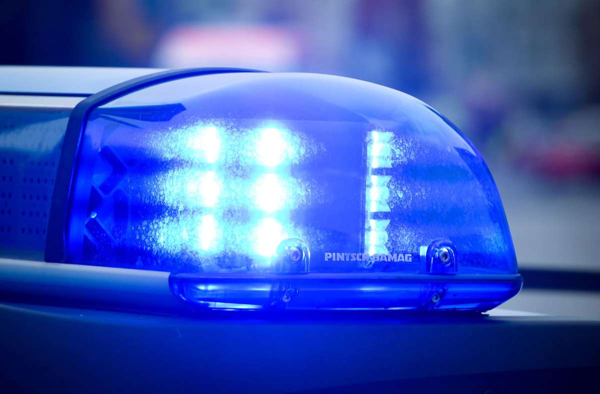 Polizeieinsatz in Esslingen: Unfall mit leerem Tank