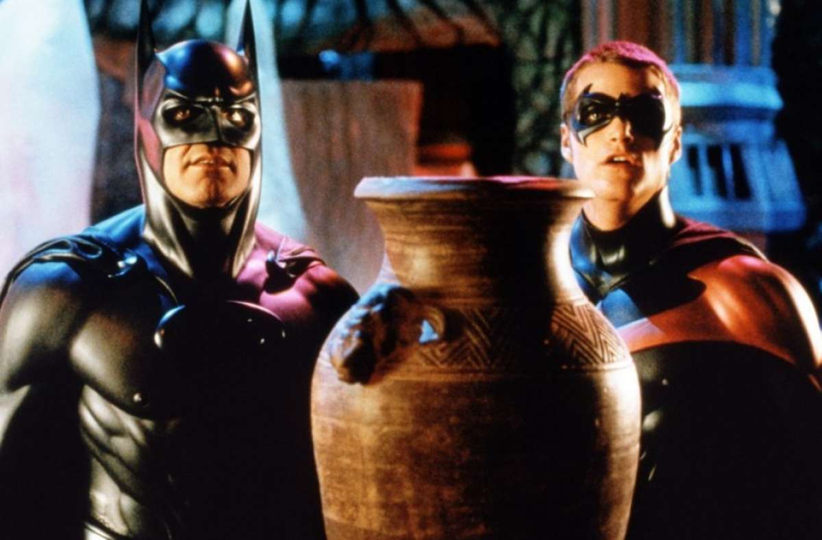 Bis heute Auslöser von Hohn,  Wut und Entsetzen: George Clooney (li.) und Chris O’Donnell 1997 in den Titelrollen von Joel Schumachers „Batman & Robin“. Foto: imago images