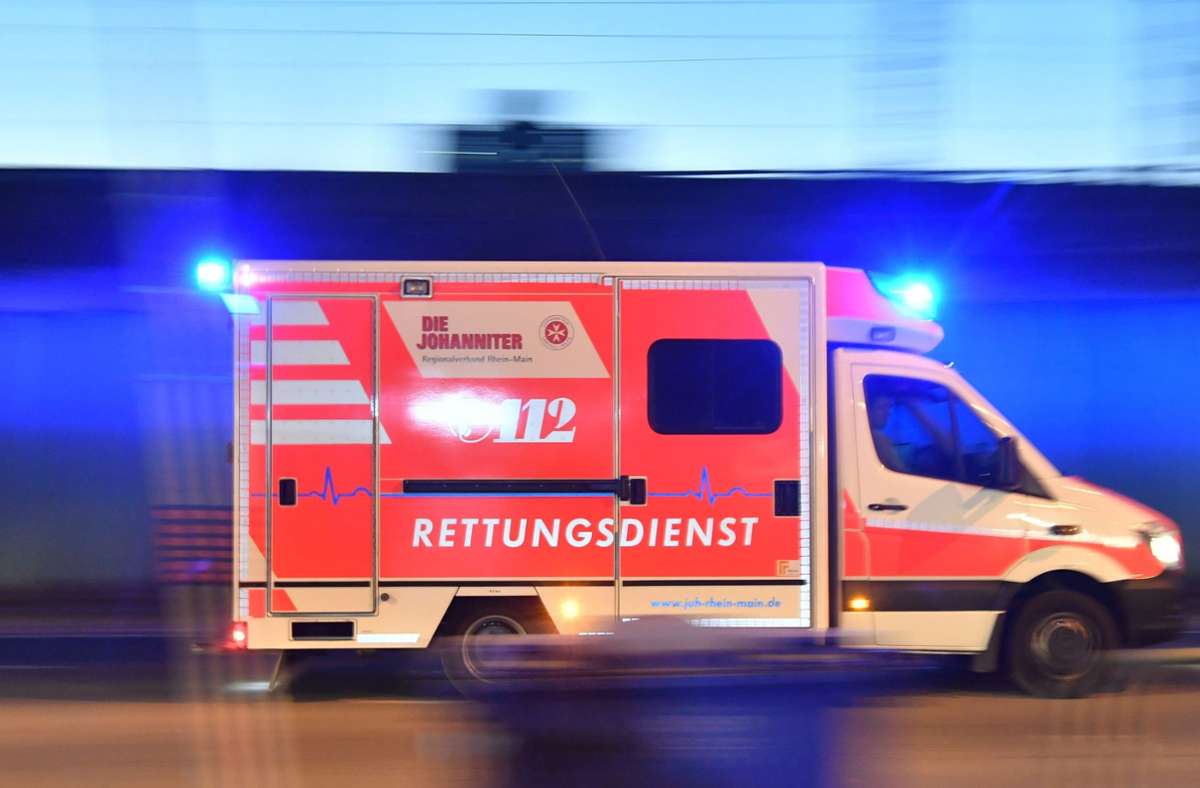 Kollision in Leinfelden-Echterdingen: Zwei Leichtverletzte wegen Vorfahrtsmissachtung