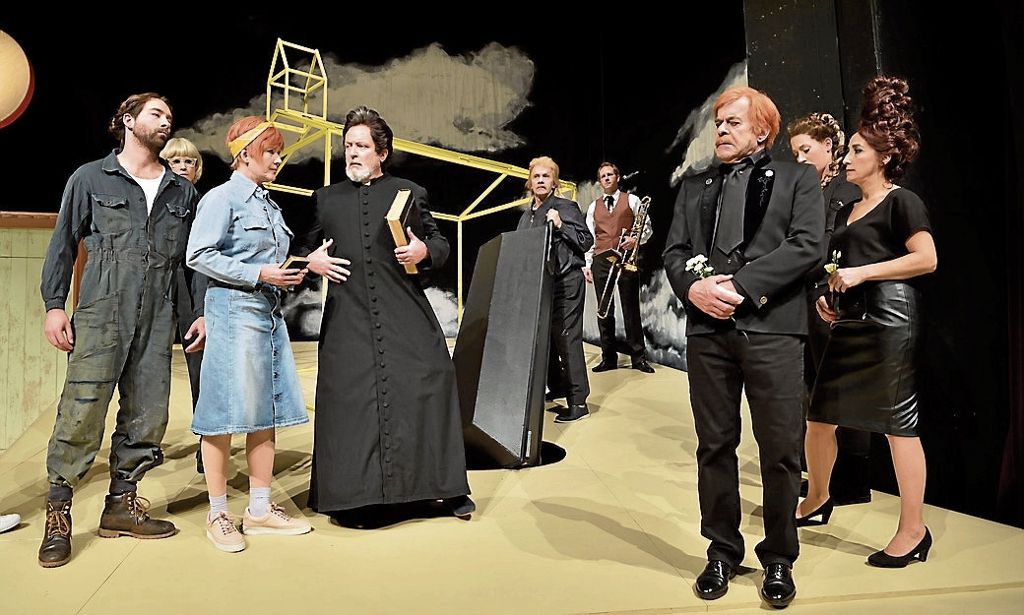 Vor der Premiere: Christine Gnann inszeniert „Die Kirche bleibt im Dorf“ nach dem Film von Ulrike Grote an der Esslinger Landesbühne: Romeo und Julia auf dem Dorfe
