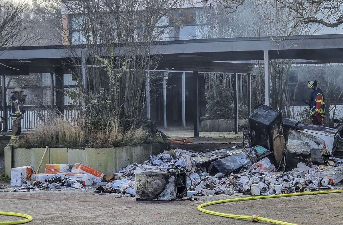 Brand in Eschenriedhalle: Feuer in Sindelfinger Flüchtlingsunterkunft