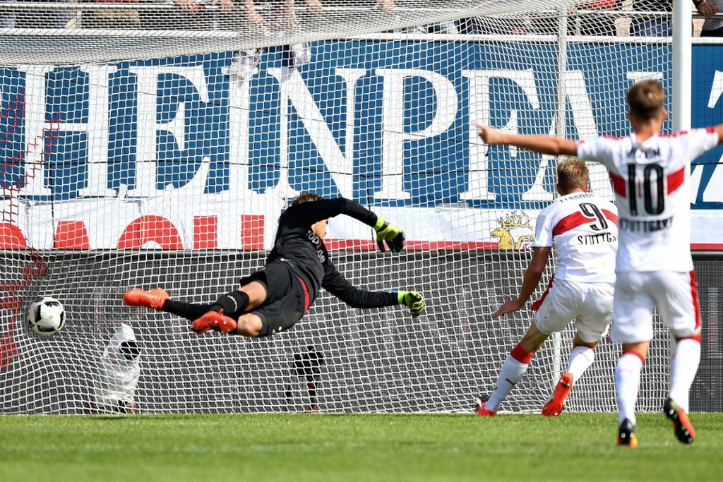 Der Zweitligist gewinnt 1:0 in Kaiserslautern : VfB ist wieder in der Spur