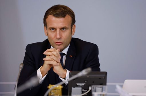 Frankreichs Präsident reagiert nun mit Härte auf den islamistischen Terror in seinem Land. Doch er bewegt sich damit auf einem schmalen Grat. Foto: AFP/LUDOVIC MARIN