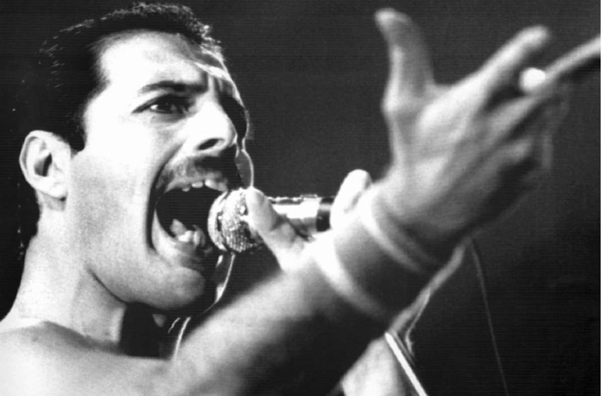 Auktion bei Sotheby’s in London: Mehr als 1000 Objekte von Freddie Mercury kommen unter den Hammer