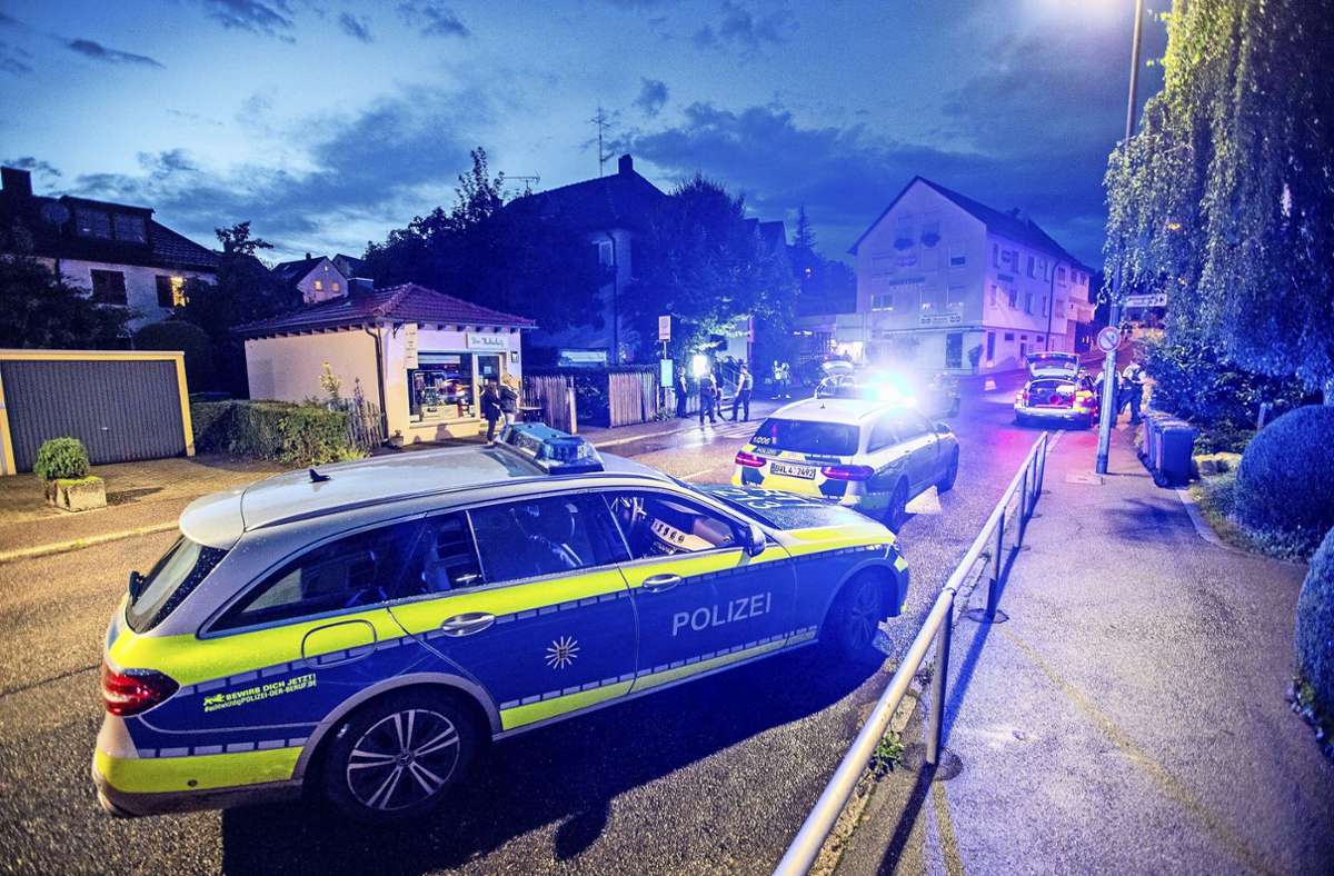 Im Esslinger Stadtteil Hohenkreuz ist am Montagabend ein Mann niedergeschossen worden – die Polizei ermittelt auf Hochtouren. Foto: 7aktuell.de/Simon Adomat