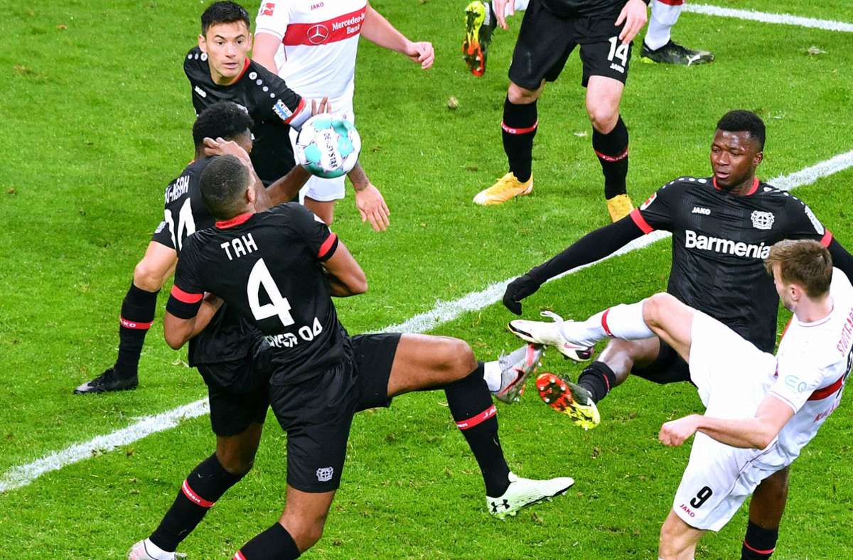 Twitter-Reaktionen zum VfB Stuttgart: „Ich habe so die Schnauze voll, das ist ein klares Handspiel“