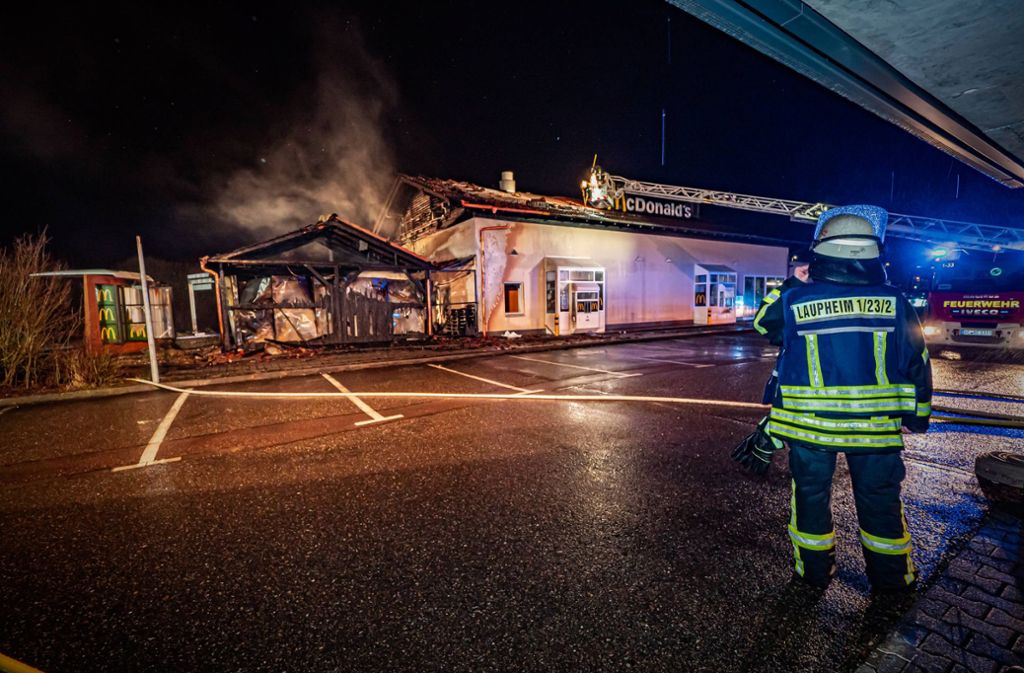 Brand in Laupheim: McDonald’s geht in Flammen auf