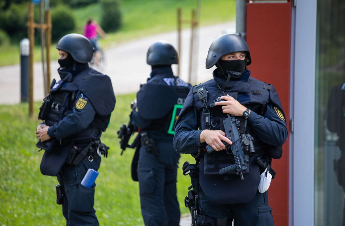 Großeinsatz in Oppenau: Polizeipräsident appelliert an Flüchtigen