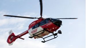 Kreis Esslingen: Zwei Männer bei Arbeitsunfällen verletzt – Rettungshubschrauber im Einsatz