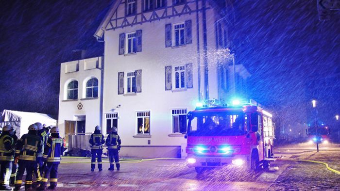Bis zu 400.000 Euro Schaden bei Hotelbrand