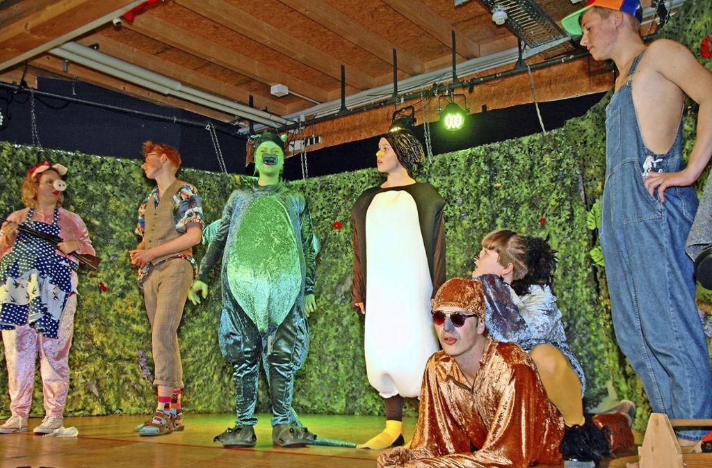 Jugendbühne Ostfildern zeigt „Urmel aus dem Eis“ im Zentrum Zinsholz: Urmel als Theaterstück