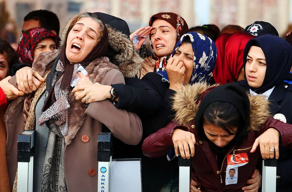 Drei Jahre nach Anschlag in Istanbul: Für die Hinterbliebenen geht das Leiden weiter