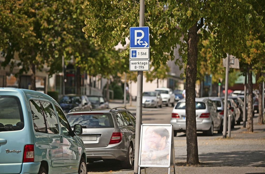 Parkscheinautomaten sehen die Bürger in Wernau nicht als Lösung – Lärm und tägliche Staus nerven: Wernau: Parkraum gesucht