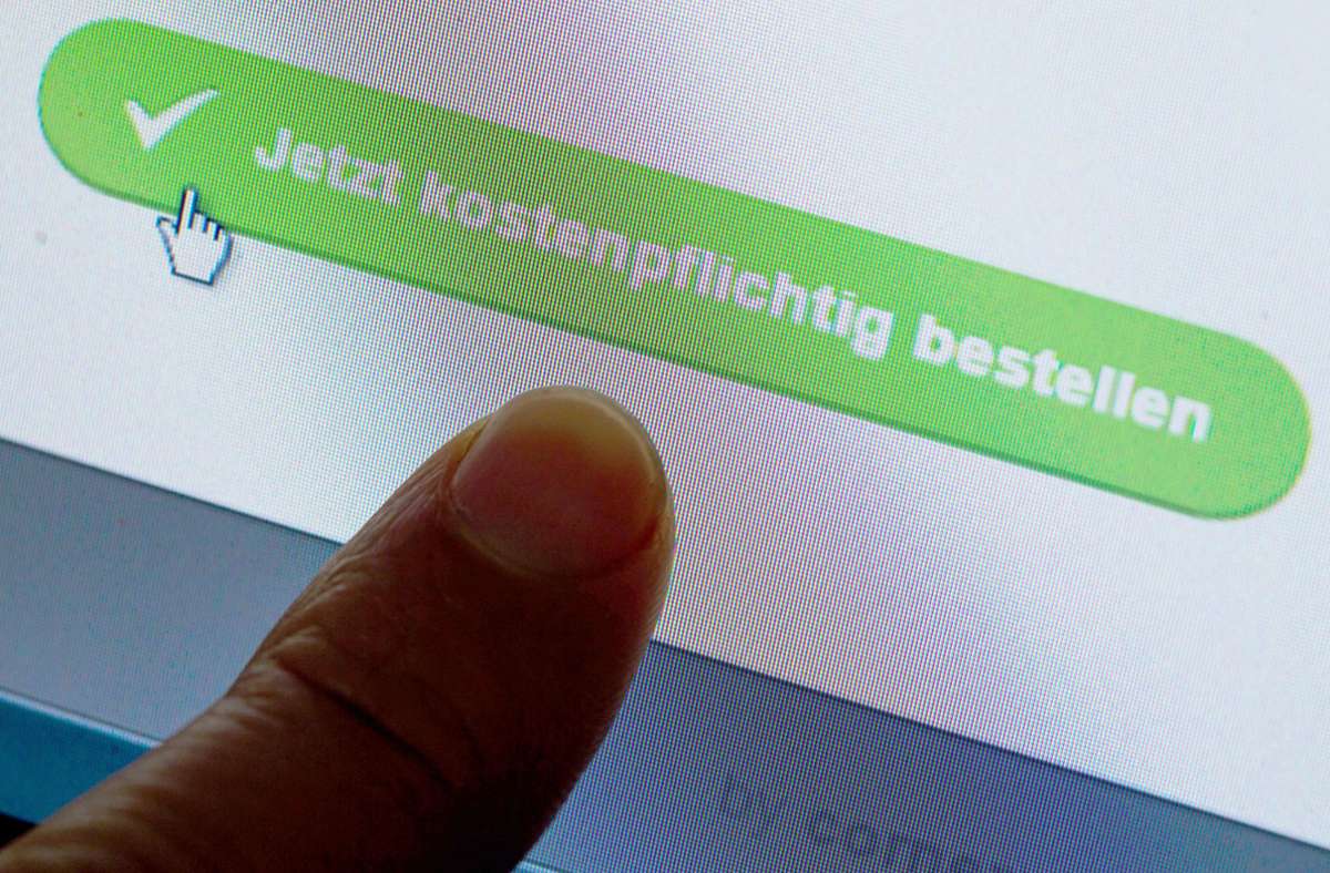 Urteil des Oberlandesgerichts Karlsruhe: Nur zwei Geschlechter beim Online-Shopping sind diskriminierend