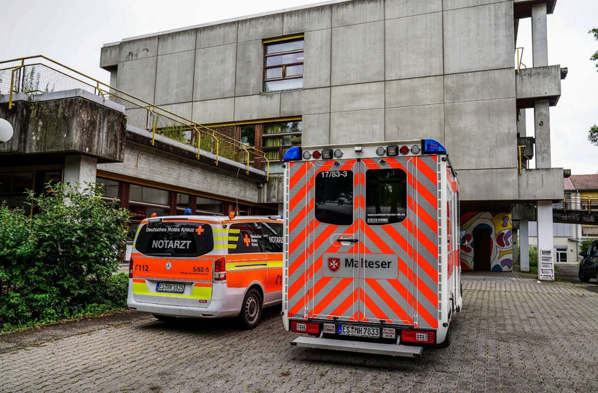 Schule in Reichenbach an der Fils wird geräumt: Atemwegsprobleme bei Schülern: Polizei sucht weiter nach Spur