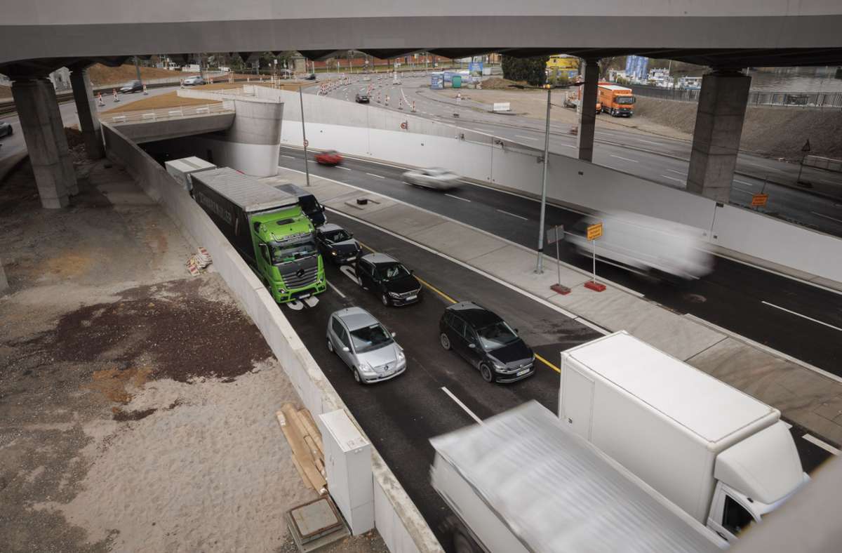 Verkehr in Stuttgart: Drei B10-Tunnel in den kommenden Nächten gesperrt