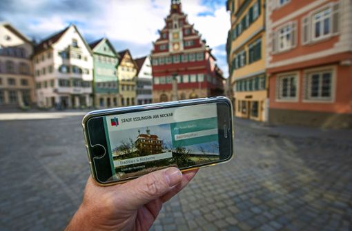 Im Esslinger Rathaus gibt es beim Thema Digitalisierung noch viel zu tun. Foto: Roberto Bulgrin