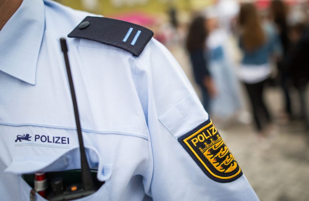 Entsprechende Regelungen wurden mit de Verkehrsverbünden getroffen: Polizisten in Uniform dürfen kostenlos Zugfahren