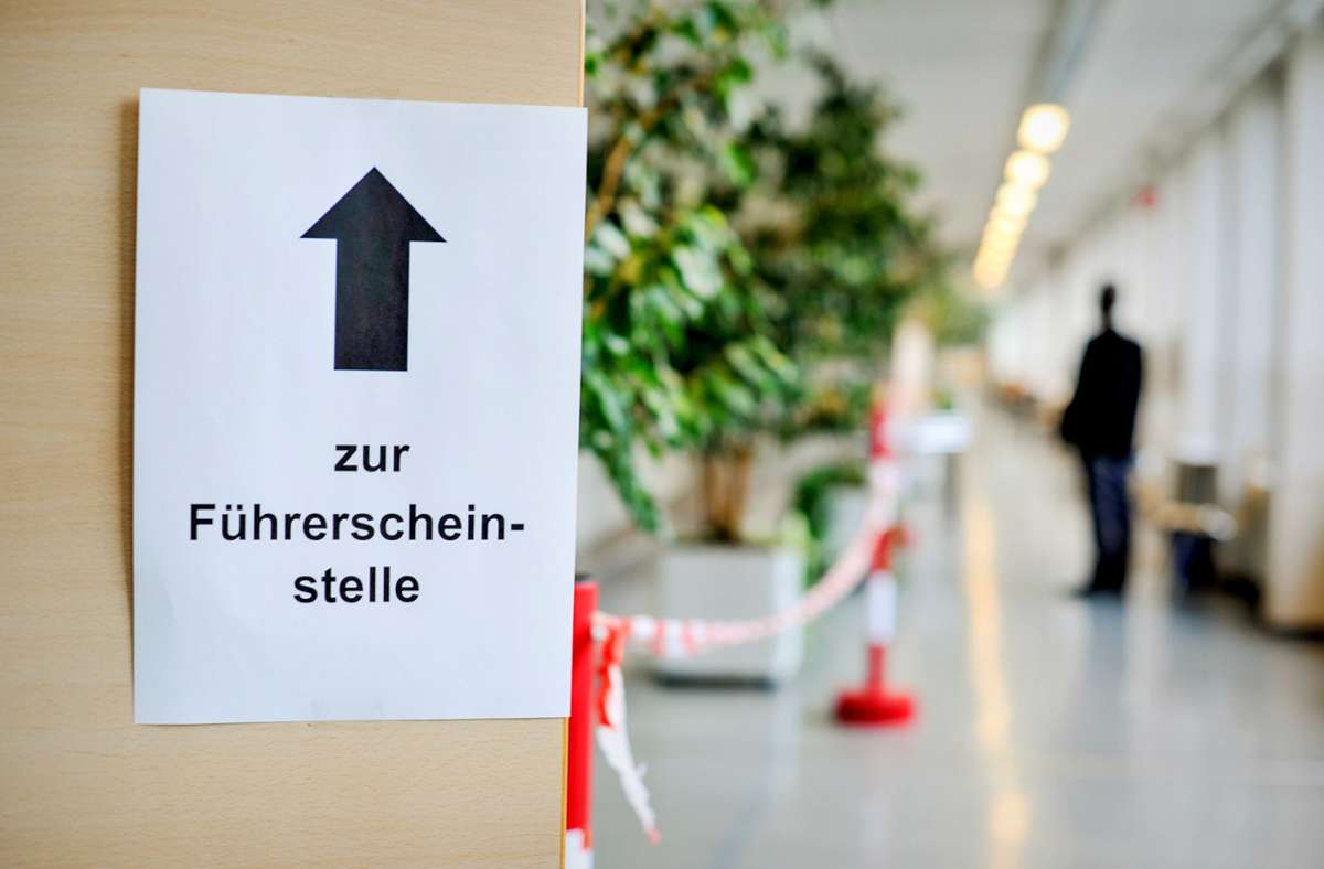 Stuttgarter Verwaltung unter Druck: Fahranfänger müssen wochenlang auf Führerschein warten