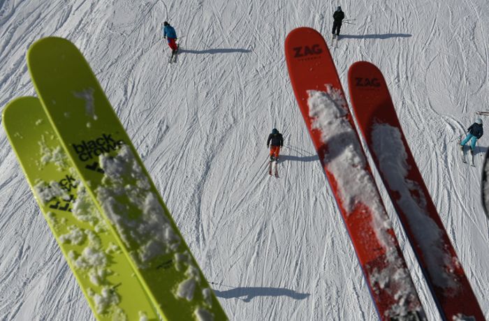 Skihersteller in der Corona-Krise: Skibranche zittert vor dem  Corona-Winter