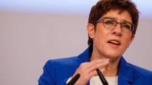 Kramp-Karrenbauer kritisiert Stuttgarter CDU-Fraktionschef