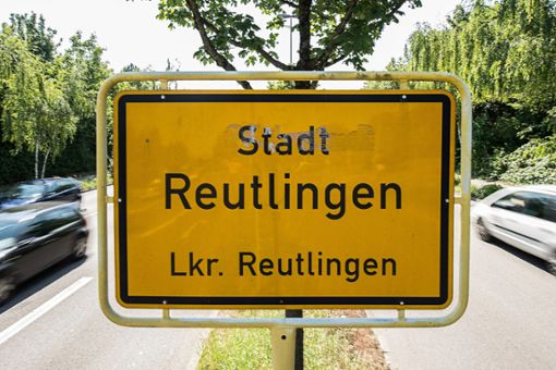 Reutlingen will eine kreisfreie Stadt werden. Die Stadtverwaltung verspricht sich Unabhängigkeit und mehr Geld vom Land. Foto: dpa - dpa