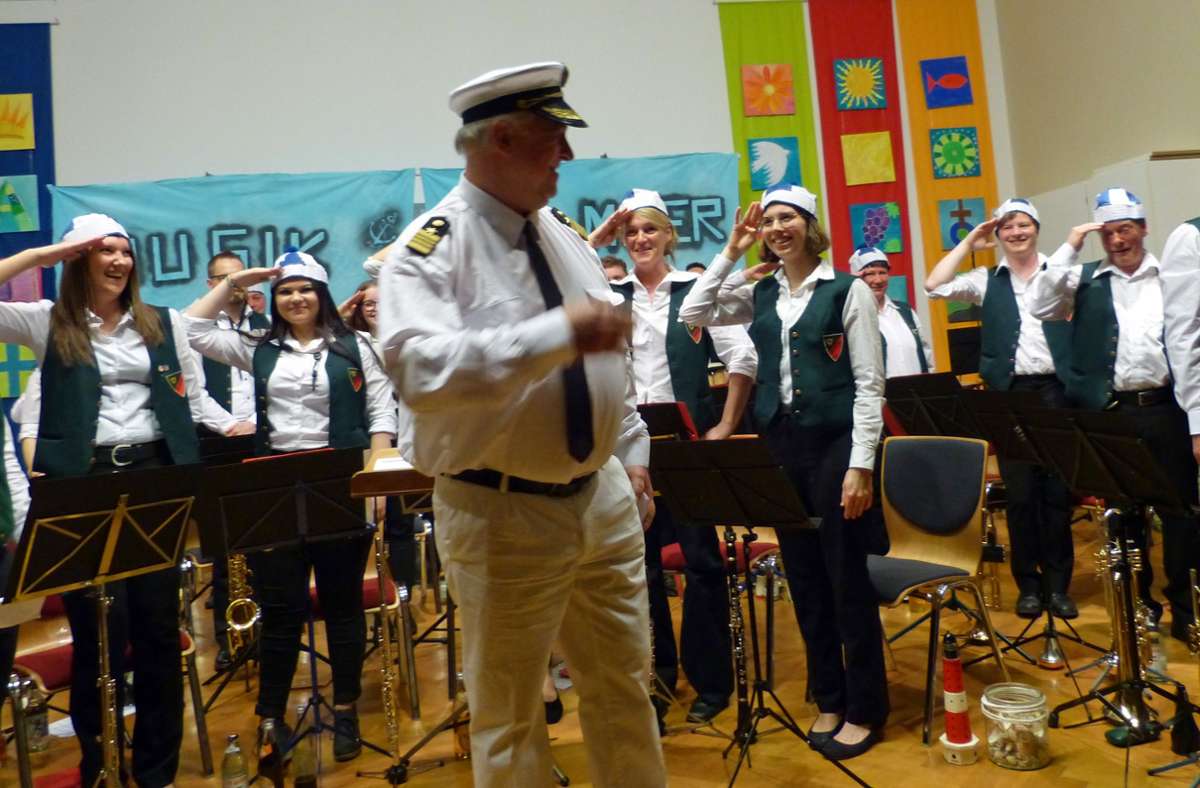 Seit sechs Jahren ist Hans-Jürgen Tichy Dirigent des MV Liebersbronn.