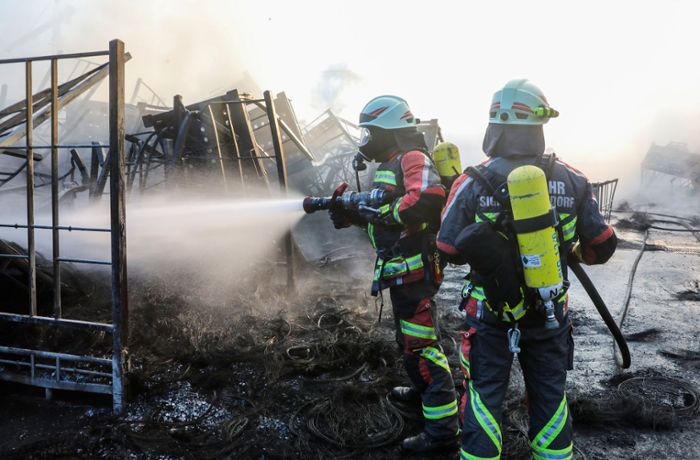 Gammertingen: Ermittler: Feuerwerk wohl Ursache für Brand bei Reifenhändler