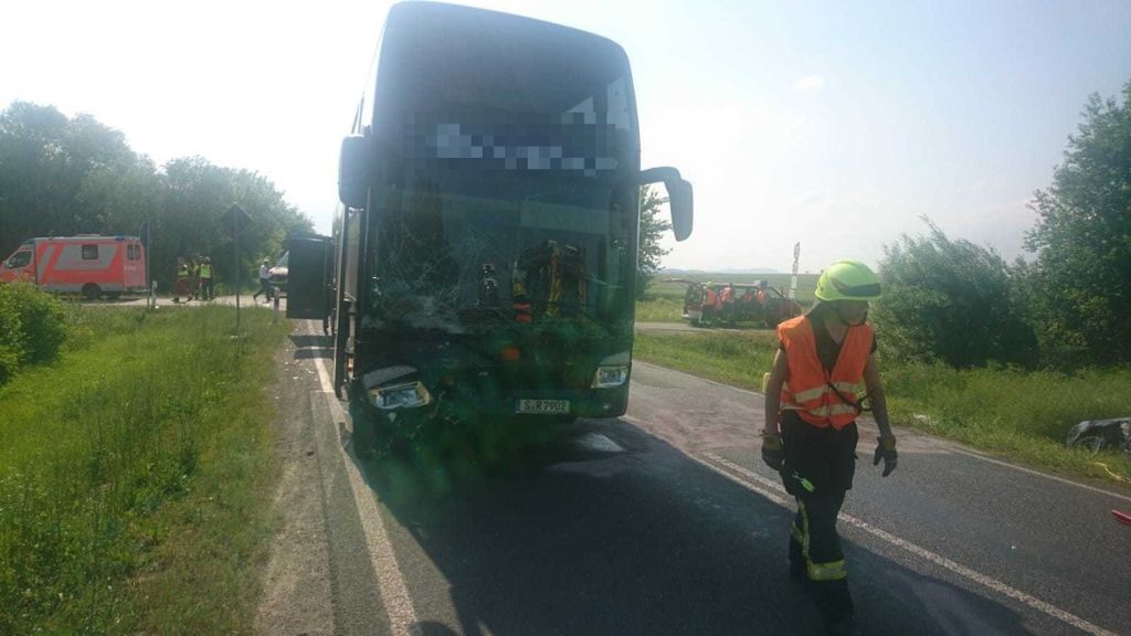 7.6.19 In Thüringen war ein Reisebus aus Stuttgart in einen Unfall verwickelt. Viele Schüler aus Stuttgart sind verletzt.