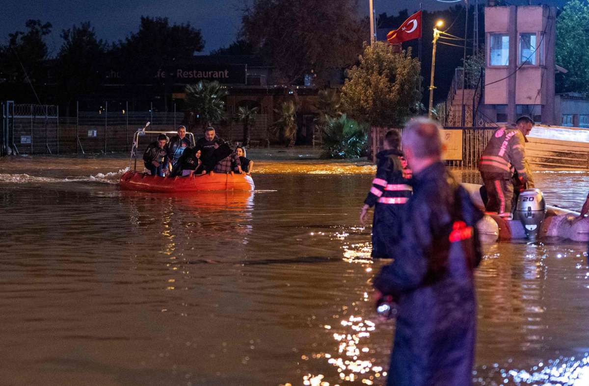 Überschwemmungen in der Türkei: Mindestens zwei Tote in  Istanbul