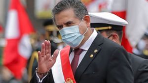 Perus Übergangspräsident tritt nach Protesten zurück