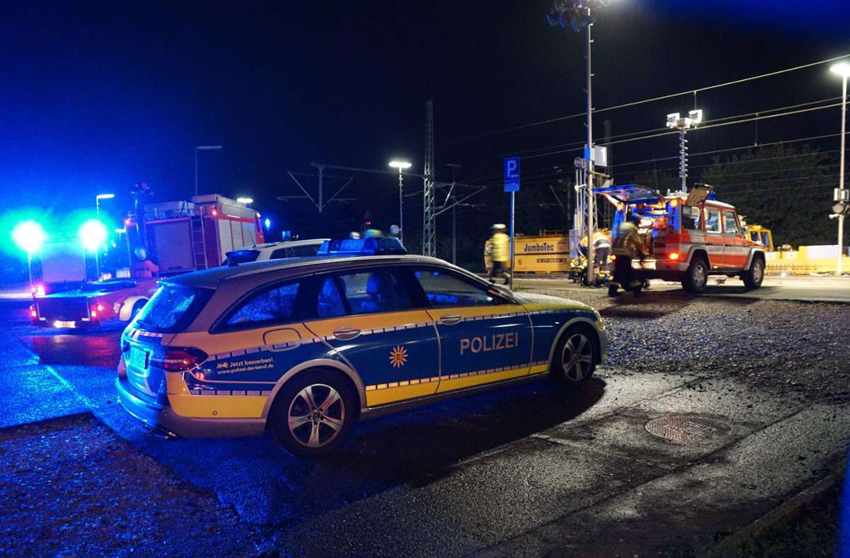 Die Bundes- und Landespolize und as Notfallmanagement der Deutschen Bahn waren ebenfalls vor Ort.