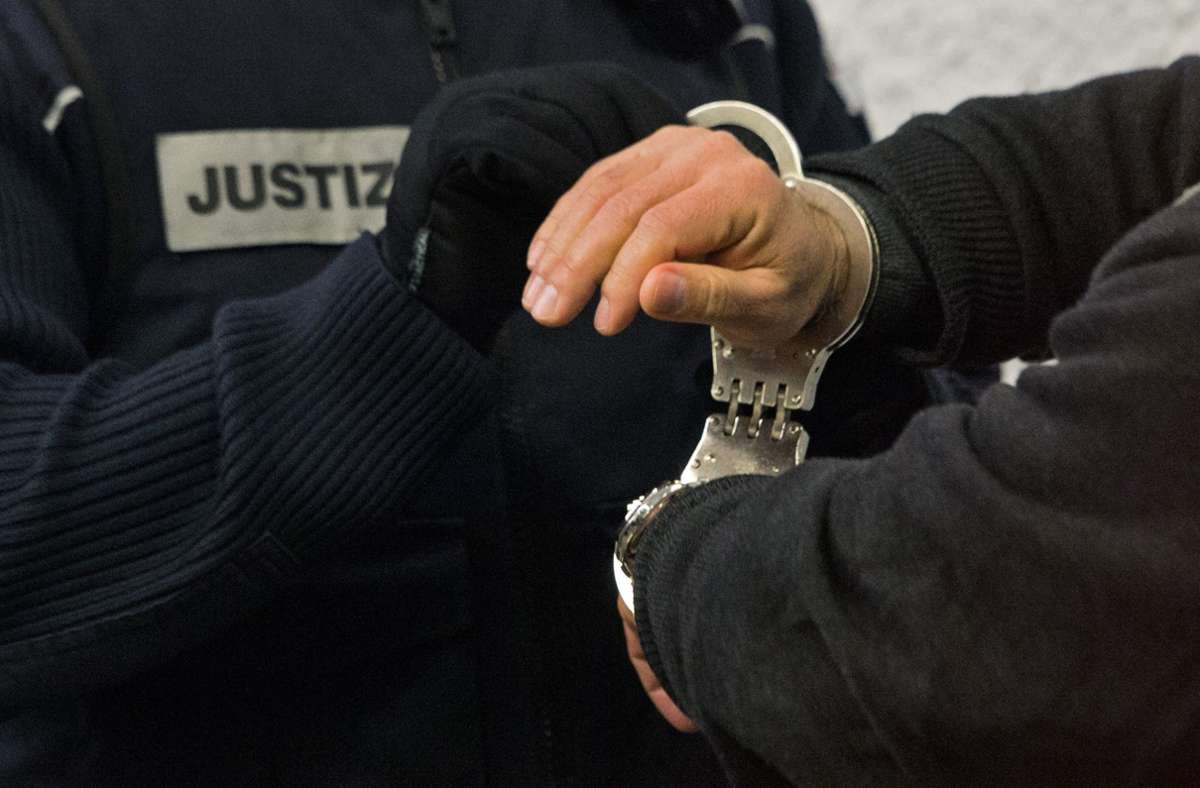 Landgericht: Ex-Schwager getötet: Stuttgarter muss zwölf Jahre hinter Gitter