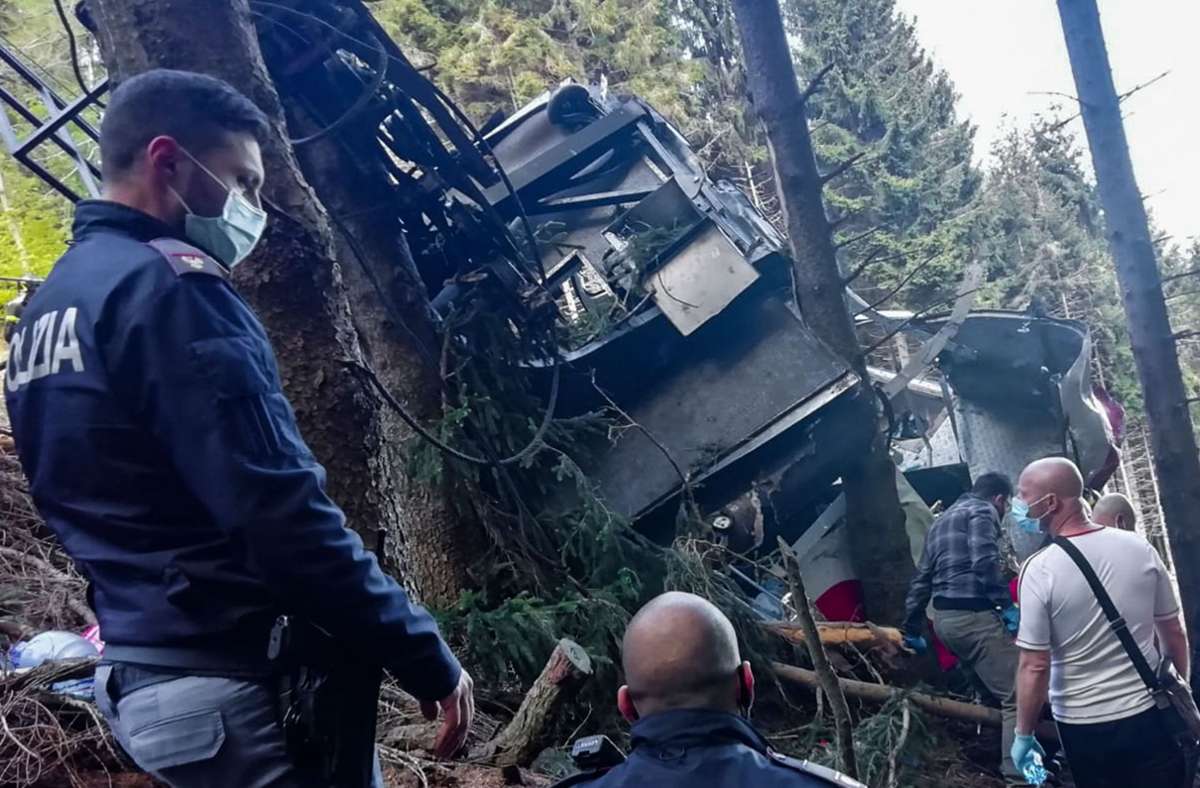 Unglück in Italien: 14 Menschen sterben bei Seilbahn-Absturz