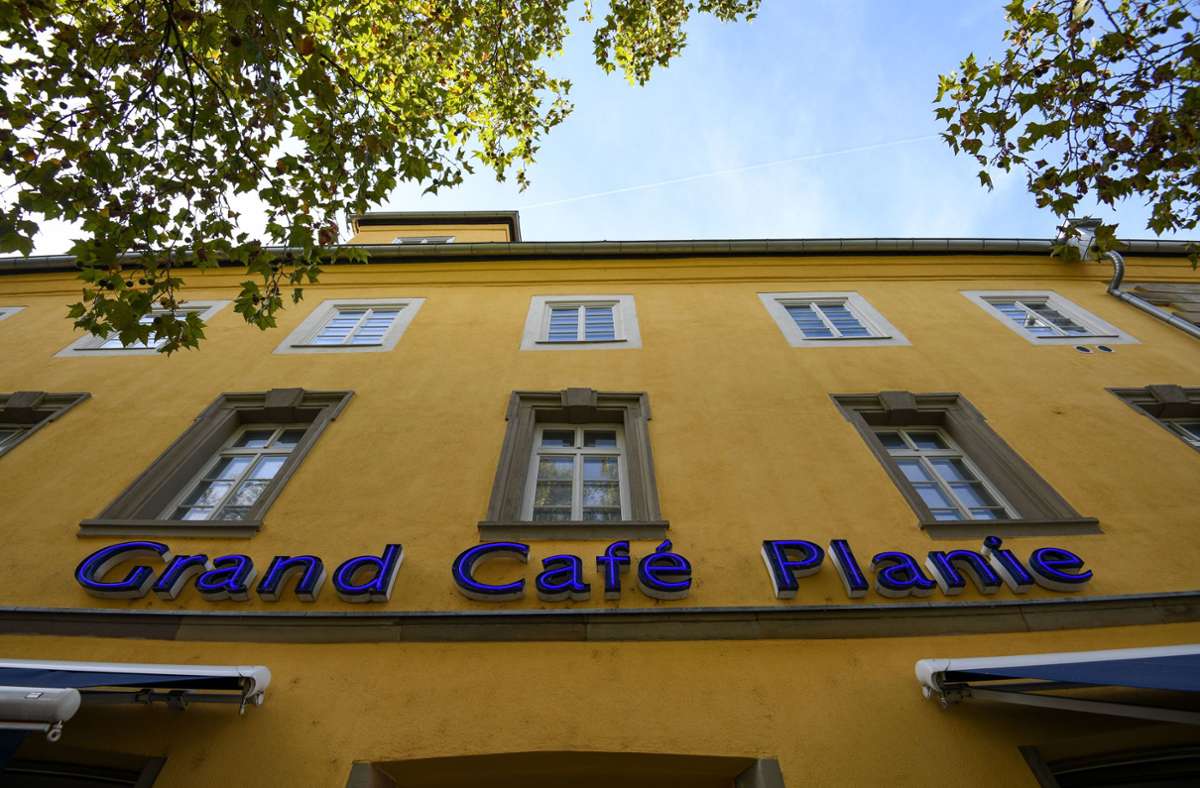 Stadt Stuttgart entzieht Konzession: Die Wirte des Grand Café Planie   wehren sich