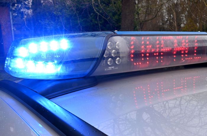 Unfall in Nürtingen: 52-Jähriger verliert Kontrolle über seinen  Wagen