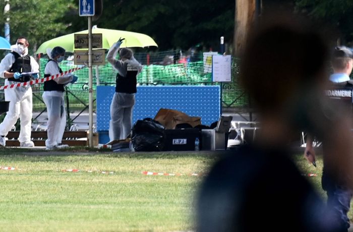 Annecy in Frankreich: Mann sticht in Park auf Kinder ein – Sechs Menschen verletzt