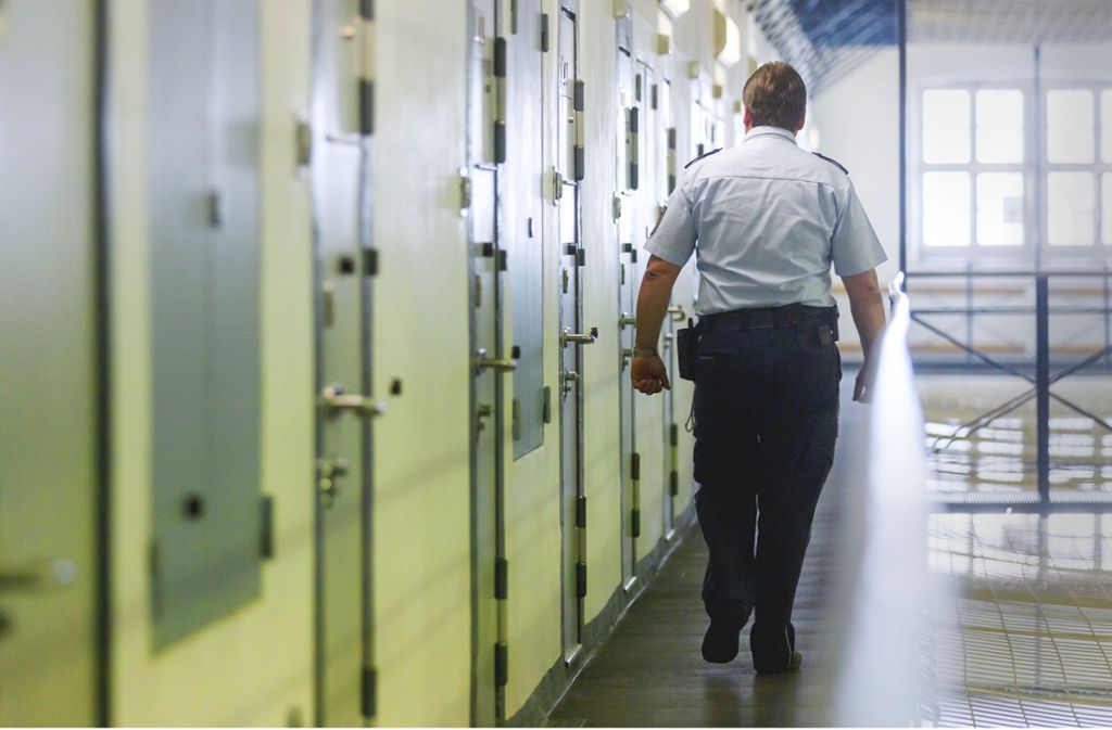 Corona in den Gefängnissen: Banges Warten auf das Virus im Knast
