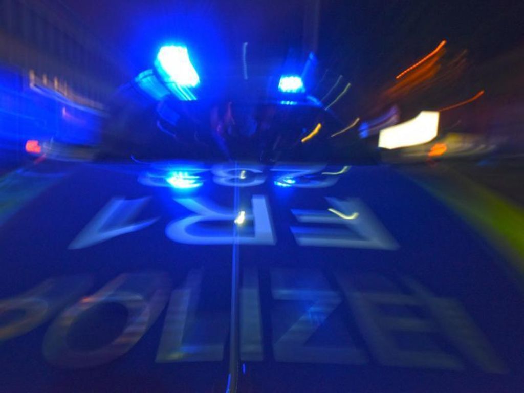 Der Fahrer konnte schließlich von drei Streifenwagenbesatzungen gestellt werden: Esslinger Autofahrer flüchtet vor Polizei