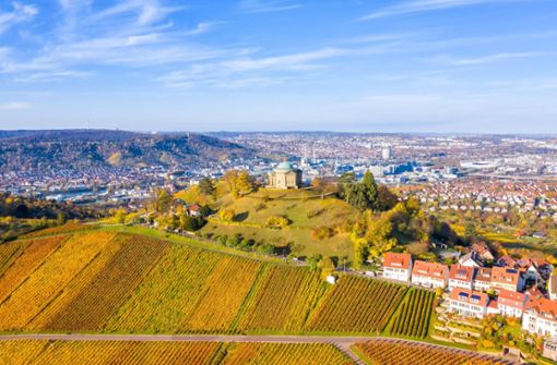 Die Stuttgarter Weinwanderwege führen durch die malerischen Landschaften der Weinberge in der Umgebung und auch zentrumsnah. Foto: Imago/Shotshop