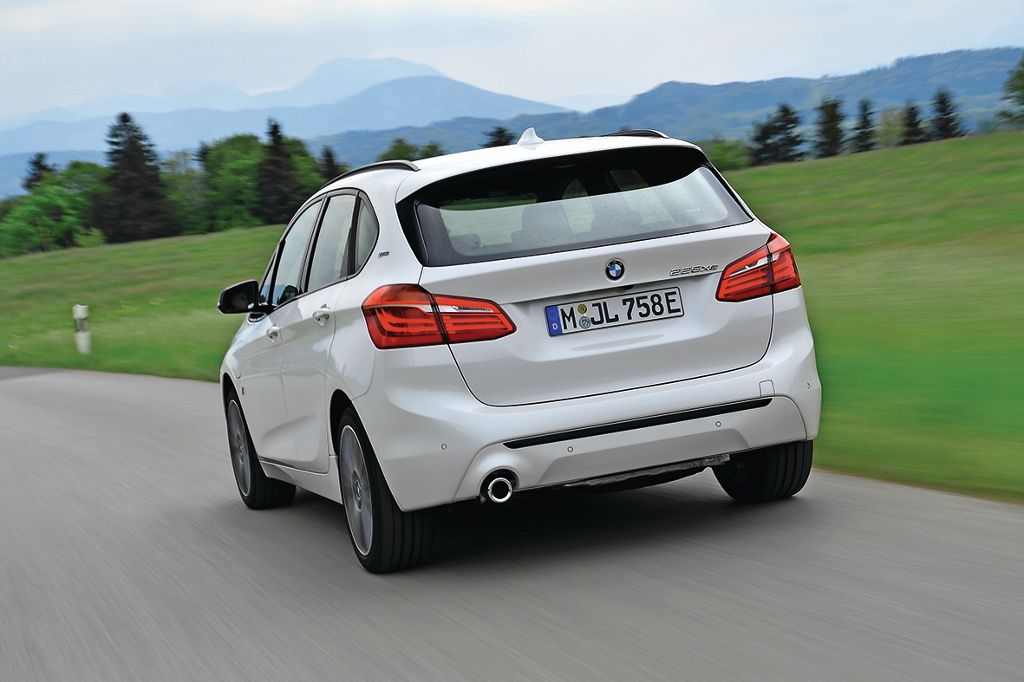 BMW 225xe iPerformance überzeugt mit seinen Fahrleistungen: Leise durch die Stadt