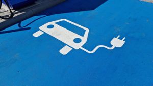 Dank Strompreisbremsen-Fail Elektroauto nur knapp billiger