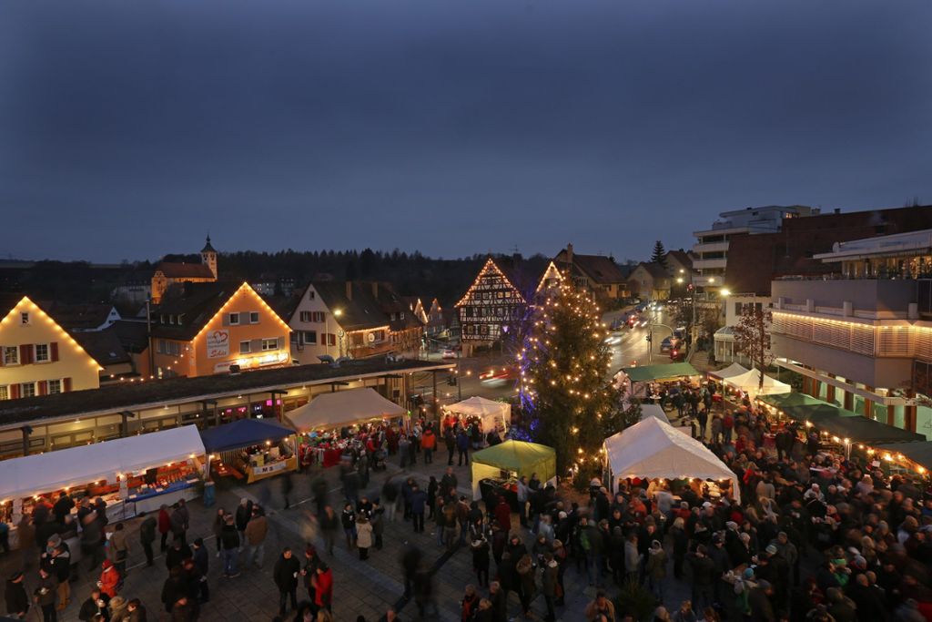 Tannen, Lieder und Lichterzauber: KARTE: Weihnachtsmärkte im Kreis Esslingen