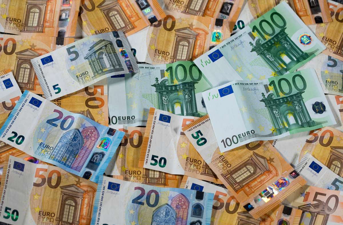 Der Euro in der Corona-Krise: Euro gewinnt durch Schulden an Ansehen