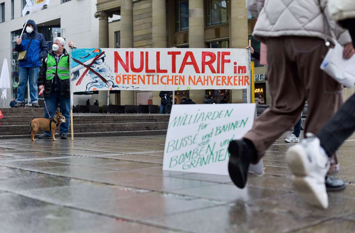 Forderung von Umweltgewerkschaft in Stuttgart: „Nulltarif statt Fahrpreiserhöhung“