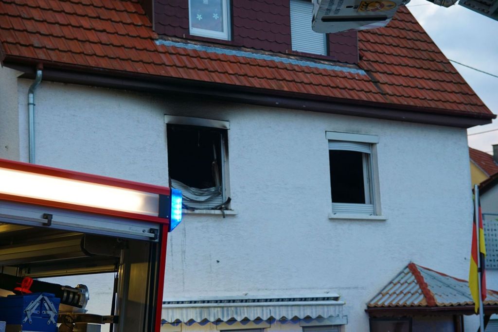 13.06.2019 In Nürtingen-Neckarhausen hat es einen Brand im Obergeschoss eines Wohngebäudes gegeben.