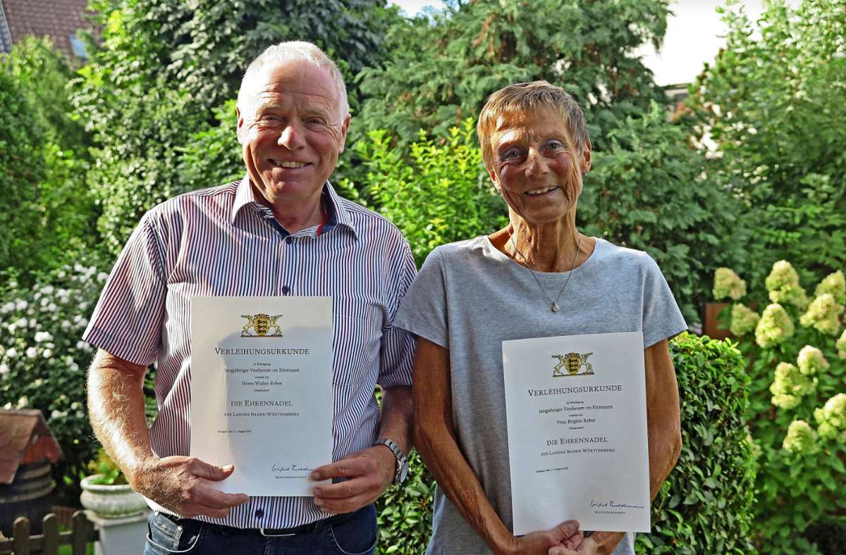 Ehrennadel für Brigitte und Walter Reber aus Denkendorf: Ein Leben für das Ehrenamt