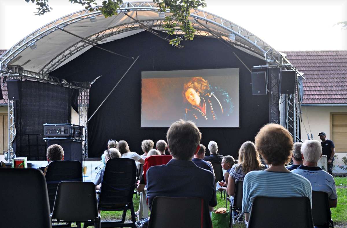 Kulturbühne Plochingen: Open-Air-Kino mit Sternschnuppe