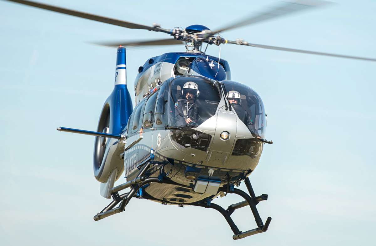 Großaufgebot der Polizei in der City: Darum kreiste am Freitagabend  ein Hubschrauber über Stuttgart